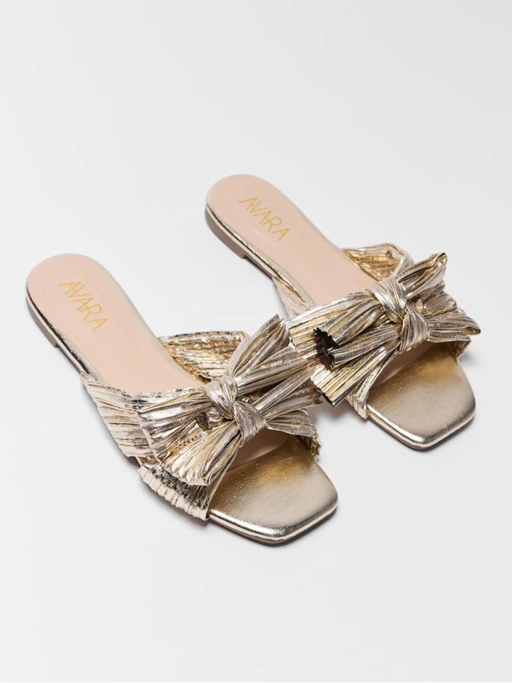 Avara Ariel Gold Knot Sandals Size 7 1/2